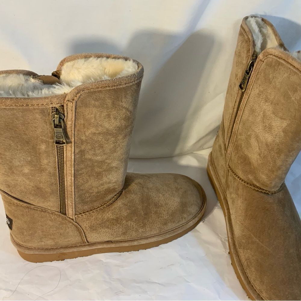 Lamo Tan Ankle Boots - Picture 2 of 11